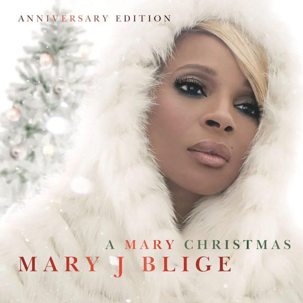 Mary J. Blige - Mary J. Blige added a new photo.