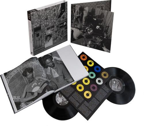 LIGHT: ON THE SOUTH SIDE / VARIOUS